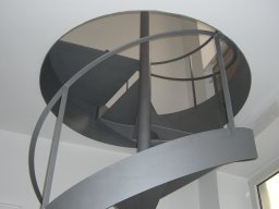 Spindeltreppe innen-010